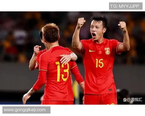 杭州足球队团队协作的成功秘诀与战术分析探讨